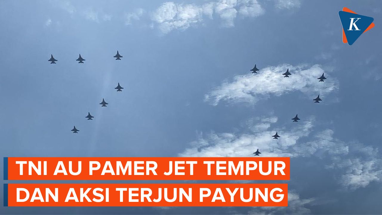 Momen Atraksi Udara Saat Gladi Bersih HUT ke-77 TNI AU