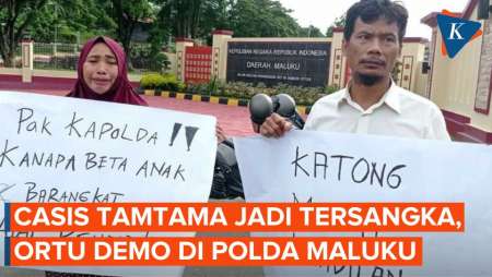 Ayah-Ibu Demo di Depan Polda Maluku, Anaknya Jadi Tersangka Usai Lolos Seleksi Tamtama