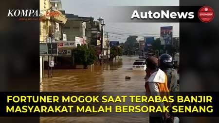 Video Viral Fortuner Mogok Saat Terabas Banjir, Penonton Justru Senang