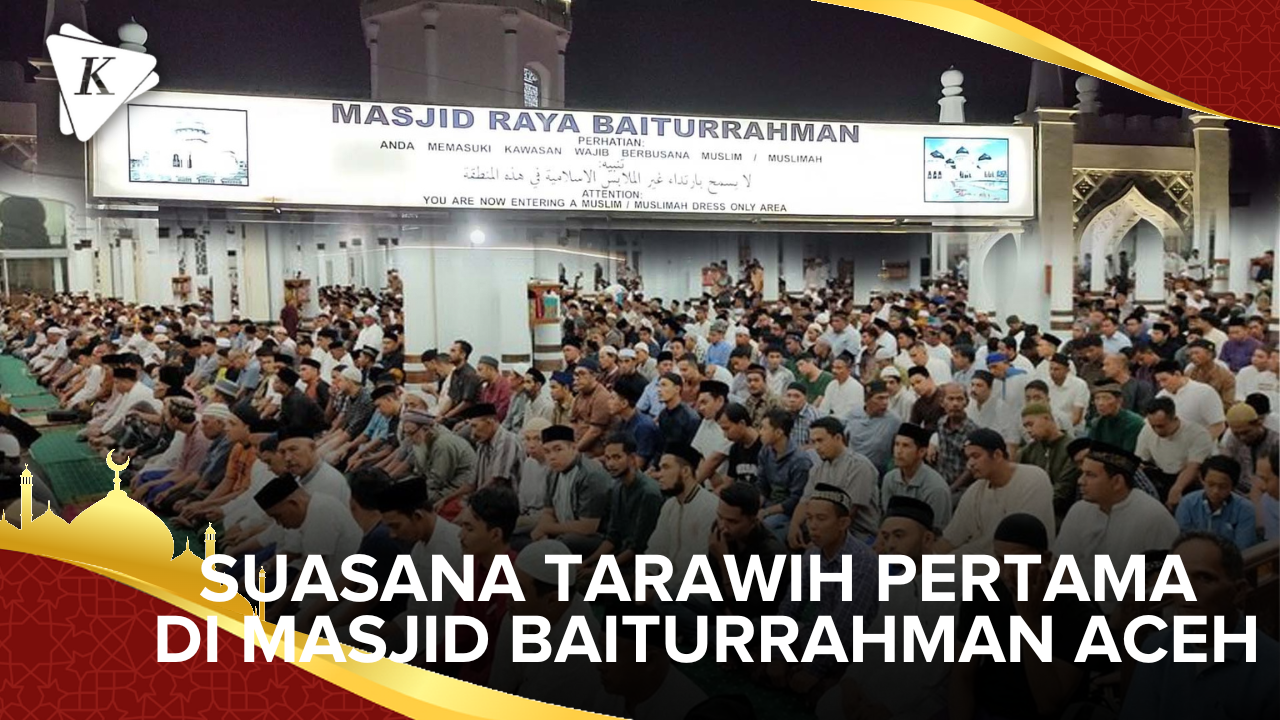 Suasana Tarawih Pertama, Jemaah Penuhi Masjid Baiturrahman Banda Aceh