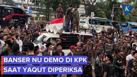 Banser Demo Di KPK Saat Yaqut Diperiksa Sebagai Tersangka Korupsi Haji