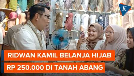 Momen Ridwan Kamil Belanja Hijab untuk Sang Istri di Tanah Abang