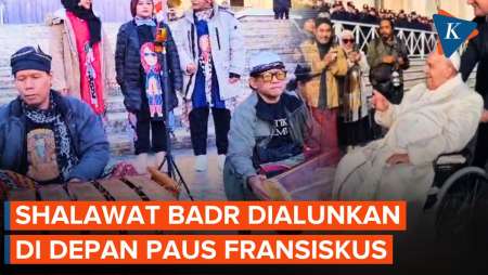 Momen Shalawat Badr Dialunkan Ki Ageng Ganjur di Vatikan, Dijempol Paus