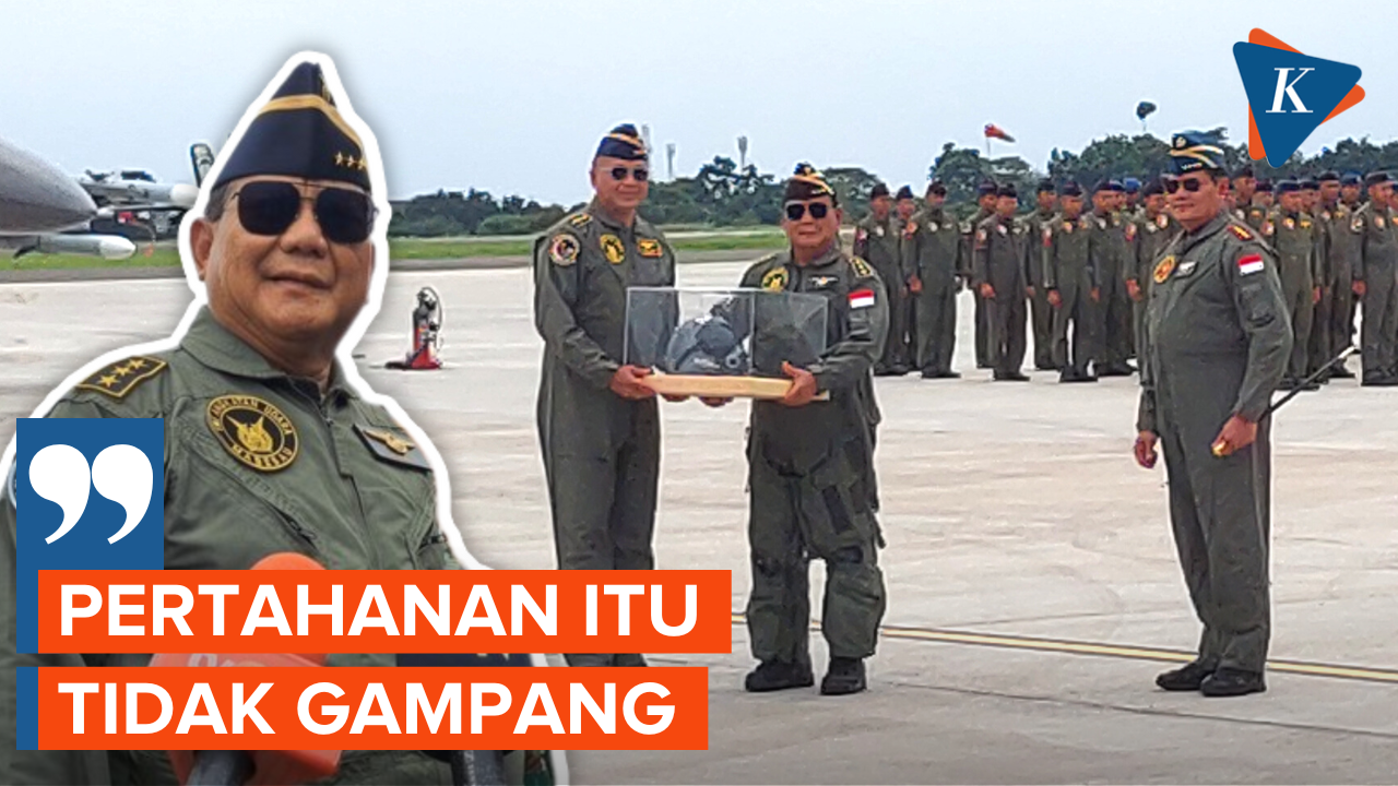 Prabowo Dapat Brevet Wing Penerbang Kehormatan Usai Jajal Pesawat F-16 TNI AU