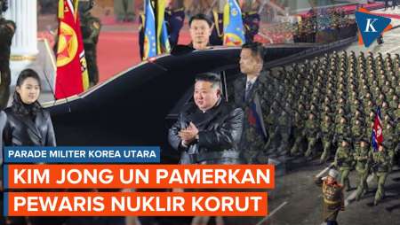 Kim Jong Un Tampil Kompak dengan Putrinya di Parade Militer Korut