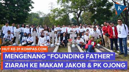 Merawat Komitmen 31 Tahun, Kompas.com Ziarah Ke Makam Jakob Oetama Dan PK Ojong