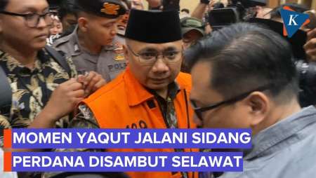 Yaqut Hadapi Sidang Perdana Dugaan Korupsi Kuota Haji, Disambut Selawat Oleh Pendukung