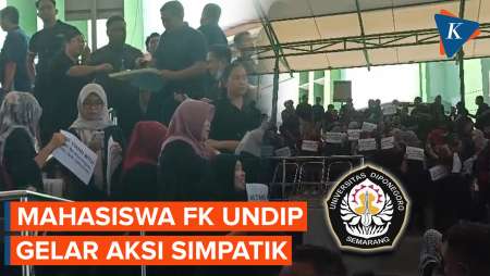 Serba Hitam! Mahasiswa hingga Alumni FK Undip Kompak Lakukan Aksi Simpatik soal PPDS