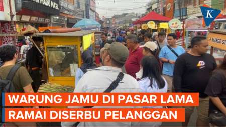 Jamu “Bang Adut” di Pasar Lama Tangerang Bisa Habiskan 12 Kg Kunyit Sehari