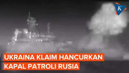 Detik-detik Ukraina Hancurkan Kapal Patroli Militer Rusia di Laut Hitam