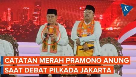 Pramono Beberkan soal Buku Merah yang Dibawanya Saat Debat Perdana