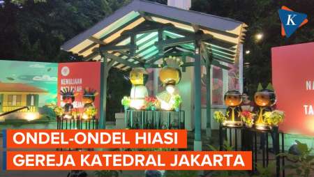 Ondel-ondel dan Motif Adat Kalimantan Jadi Penghias Gereja Katedral Jakarta pada Natal 2023