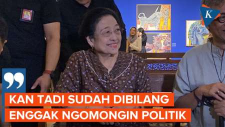 Momen Megawati Enggan Jawab Pertanyaan Terkait Situasi Politik...
