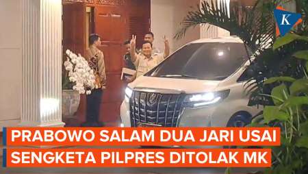 Prabowo Pose Salam Dua Jari Usai Gugatan Sengketa Pilpres Ditolak MK