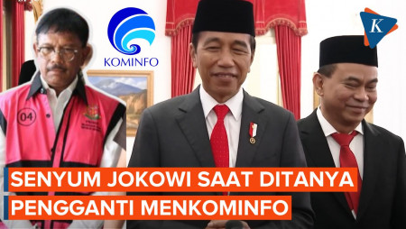 Senyum Simpul Jokowi Saat Ditanya Kenapa Menkominfo Baru Bukan dari Nasdem
