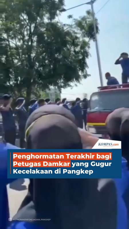 Penghormatan Terakhir Bagi Petugas Damkar Yang Gugur Kecelakaan Di Pangkep
