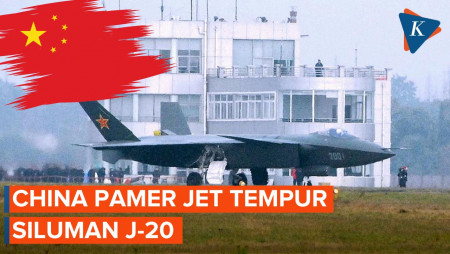 China Pamer Jet Tempur Siluman J-20 Saat Pertunjukan Udara