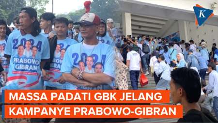 Suasana Jelang Kampanye Akbar Prabowo-Gibran di Gelora Bung Karno