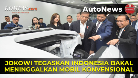 Jokowi Bilang Mobil Konvensional Bakal Ditinggalkan di RI