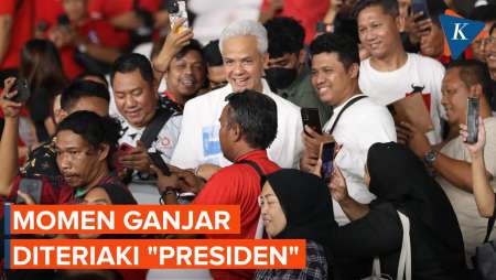 Ganjar Saksikan Final  Soekarno Cup Liga Kampung di GBK, Penonton Teriak “Presiden”