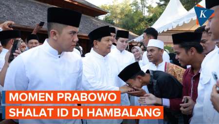 Prabowo Shalat Idul Fitri di Hambalang