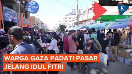 Momen Warga Palestina Berbelanja Jelang Idul Fitri di Tengah Perang