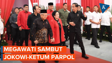 Momen Megawati Sambut Jokowi dan Ketum Parpol di Puncak Perayaan Bulan Bung Karno