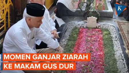 Giat Kampanye di Jombang, Ganjar Ziarah ke Makam Gus Dur