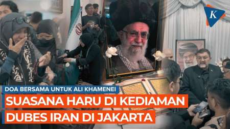 Momen Ratusan Warga Berkumpul di Rumah Dubes Iran Jakarta, Doa Bersama untuk Ali Khamenei