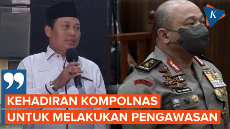 Momen Kompolnas Hadir Memantau Jalannya Sidang Etik Teddy Minahasa