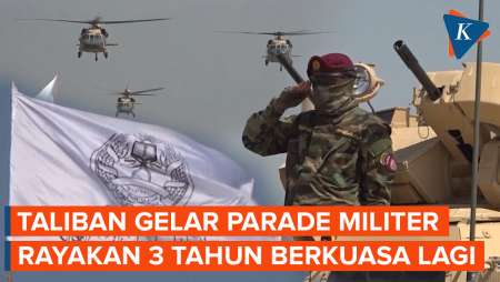 Rayakan 3 Tahun Berkuasa, Taliban Pamer Kendaraan Tempur di Bekas Pangkalan AS