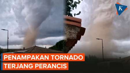 Penampakan Tornado Porak-porandakan Ratusan Rumah Di Perancis