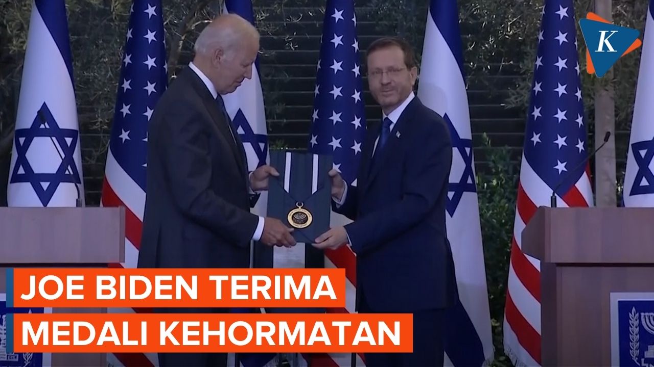 Joe Biden Terima Medali Kehormatan Presiden Israel