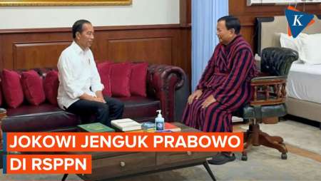 Momen Jokowi Jenguk Prabowo yang Baru Selesai Operasi Cedera Kaki