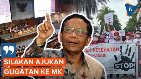 Mahfud Persilakan Nakes Ajukan Gugatan UU Kesehatan ke MK