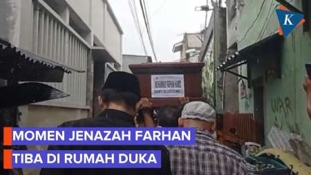 Jenazah Farhan Pendemo Yang Hilang Tiba Di Rumah Duka, Tangis Keluarga Pecah