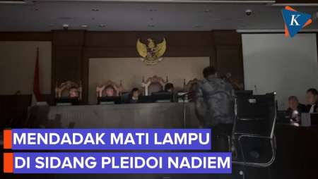Aliran Listrik Terputus Saat Nadiem Bacakan Pleidoi, Sidang Diskors 3 Menit