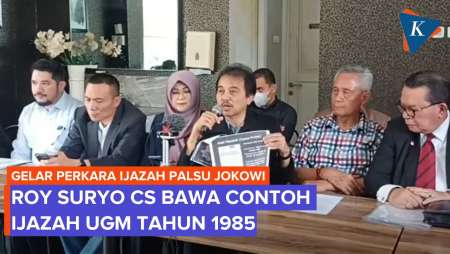 Roy Suryo Cs Bawa Contoh Ijazah UGM Tahun 1985 Ke Polda Metro