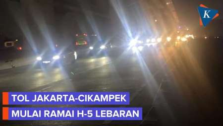 Pantauan Terkini Arus Mudik di Tol Jakarta-Cikampek Km 29 Senin Malam