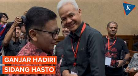 Ganjar Kembali Hadir di Sidang Hasto, Kenakan Kemeja Hitam