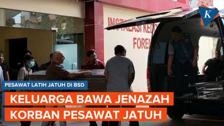 3 Jenazah Korban Pesawat Jatuh di BSD Tangsel Diambil Keluarga dari RS Polri