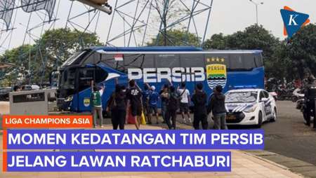 Momen Rombongan Persib Tiba Di GLBA Jelang Laga Lawan Ratchaburi