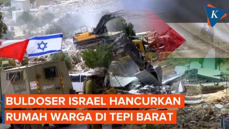 Penampakan Buldoser Israel Hancurkan Rumah-rumah di Tepi Barat