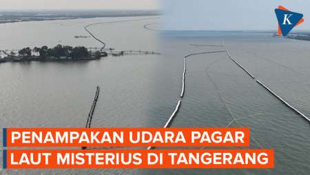 Penampakan Udara Pagar Laut Misterius yang Membentang di Laut Tangerang