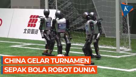 Robot di China Berlatih Sepak Bola Jelang World Humanoid Robot Games 2025