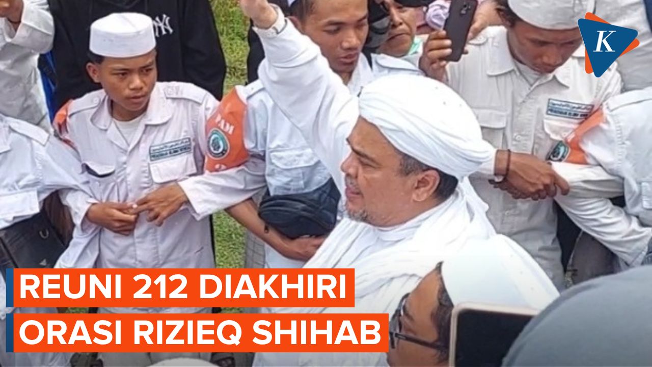Massa Reuni 212 Tertib Bubarkan Diri Usai Rizieq Shihab Tinggalkan Acara