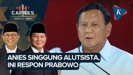 Prabowo Mesem dan Geleng-geleng Dengar Anies Singgung Pembelian Alutsista Bekas