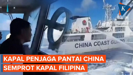 Detik-detik Kapal Filipina Ditembaki Meriam Air dan Dicegat Kapal Penjaga Pantai China