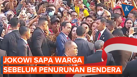 Aksi Jokowi Kejutkan Warga Sebelum Penurunan Bendera