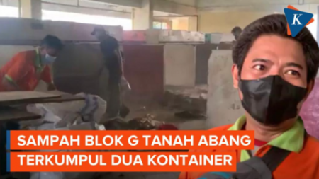 Curhat Petugas Bersihkan Blok G Tanah Abang, Kumpulkan Sampah hingga 2 Kontainer